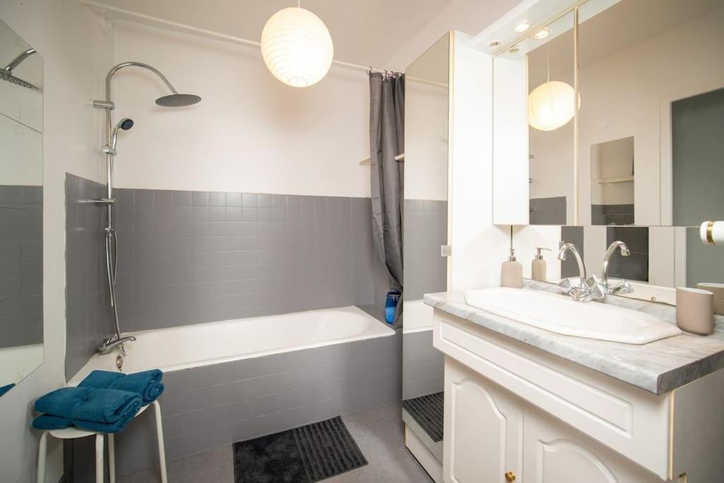 Fully Equipped Apartment Ideal For 2 People มาร์กเซย ภายนอก รูปภาพ