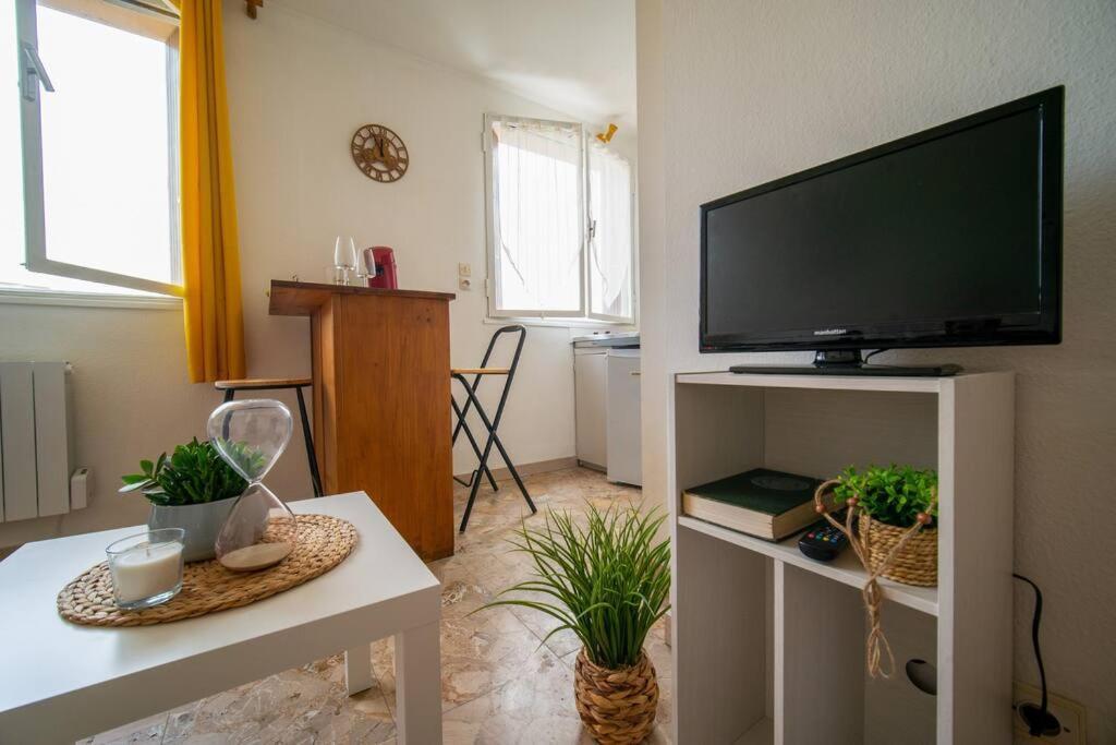 Fully Equipped Apartment Ideal For 2 People มาร์กเซย ภายนอก รูปภาพ